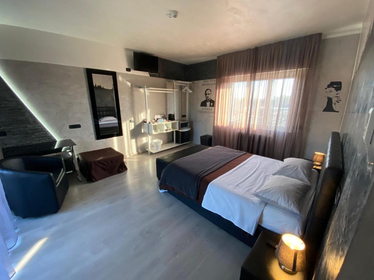 B2In Suite & Office Capriate San Gervasio Exteriér fotografie