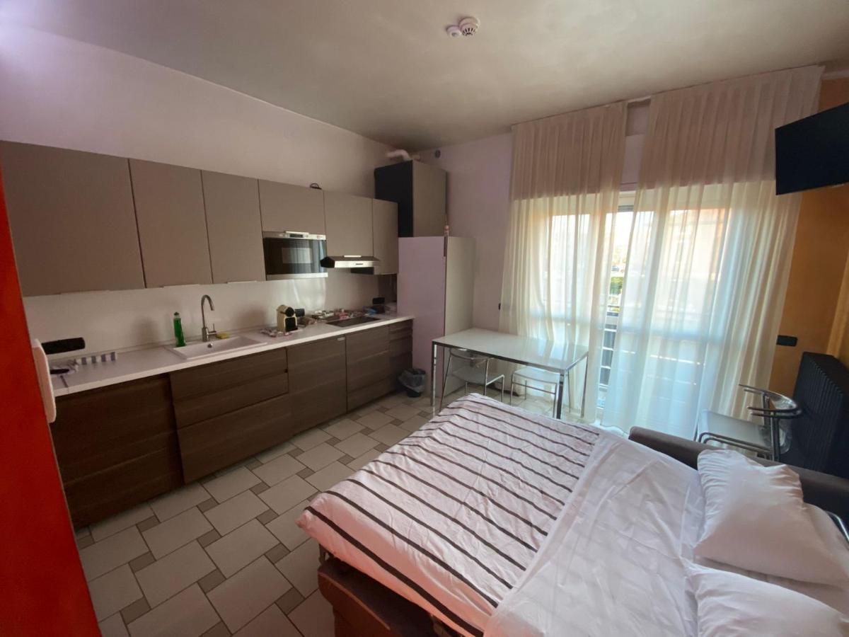 B2In Suite & Office Capriate San Gervasio Exteriér fotografie